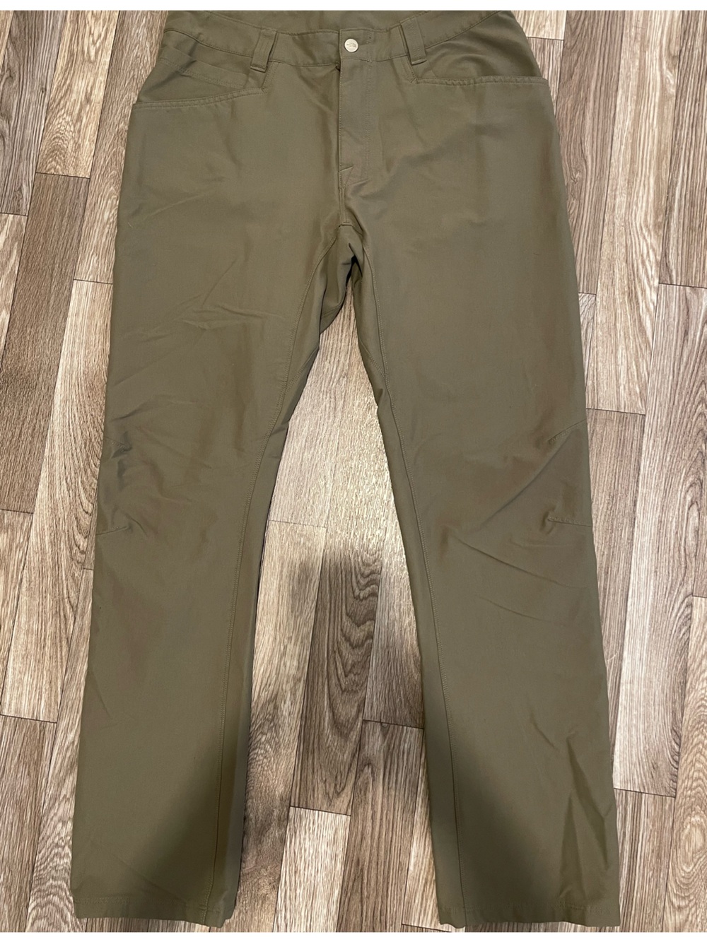 The North Face Men's Chino Pants in Olive Green